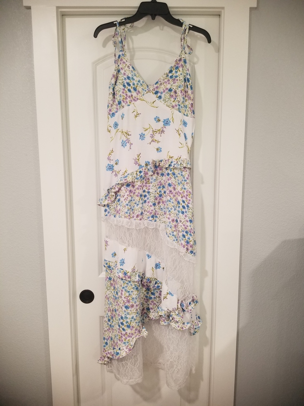 NO COMMENT White Floral Lace-Trim Tiered Women's Dress
